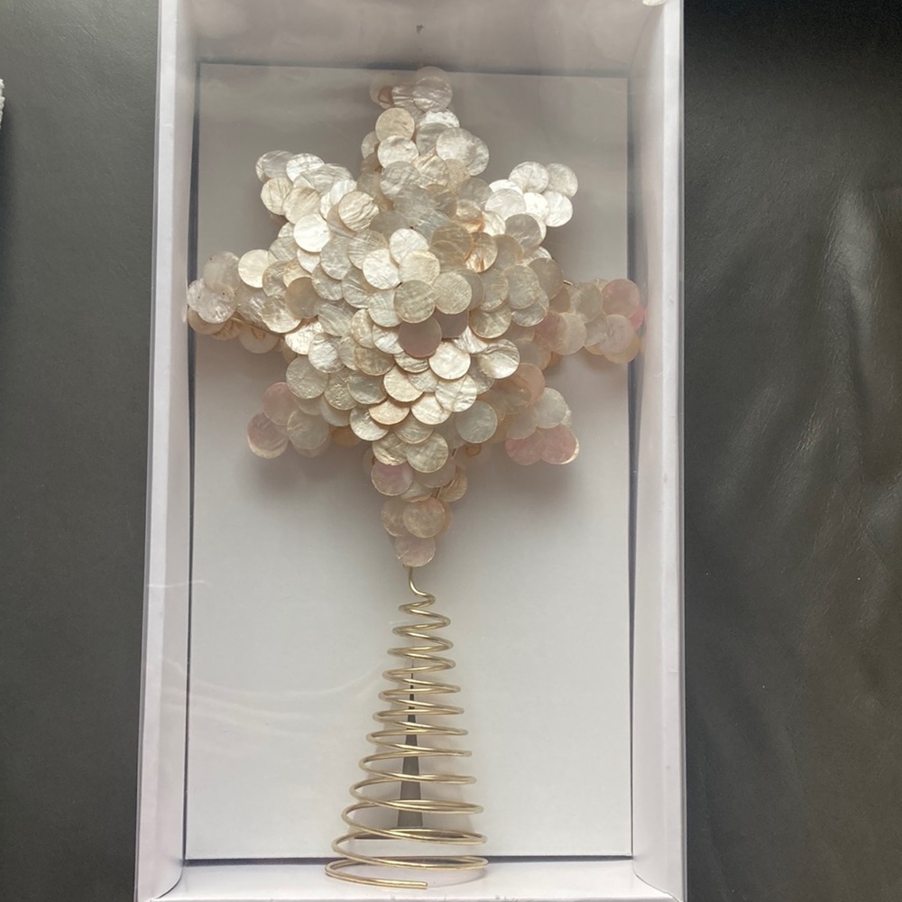 NWOT Christmas tree topper.